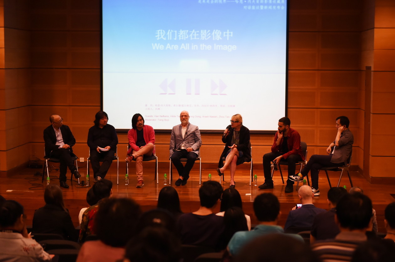 座谈会对话嘉宾(左起):冯博一、宋冬、厉槟源、哈恩·内夫肯斯、希尔德·提尔林克、阿拉什·纳西里、周滔 副本 座谈会对话嘉宾(左起):冯博一、宋冬、厉槟源、哈恩·内夫肯斯、希尔德·提尔林克、阿拉什·纳西里、周滔 副本