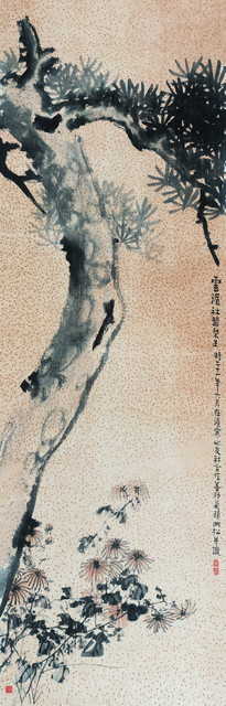 经亨颐《松菊图》，139×44 cm，设色纸本，1932年，私人藏。
