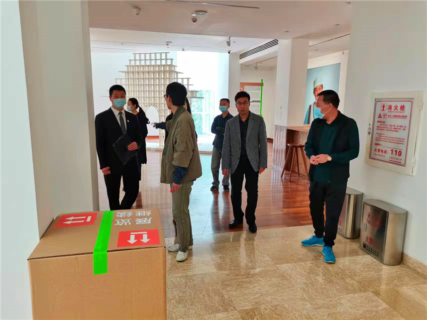 图片2 图片2